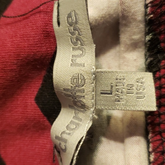 Charlotte russe chevron mini - Picture 2 of 2